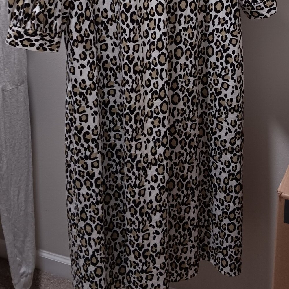 ASOS womans leopard print jacket ( long ) - Picture 4 of 6